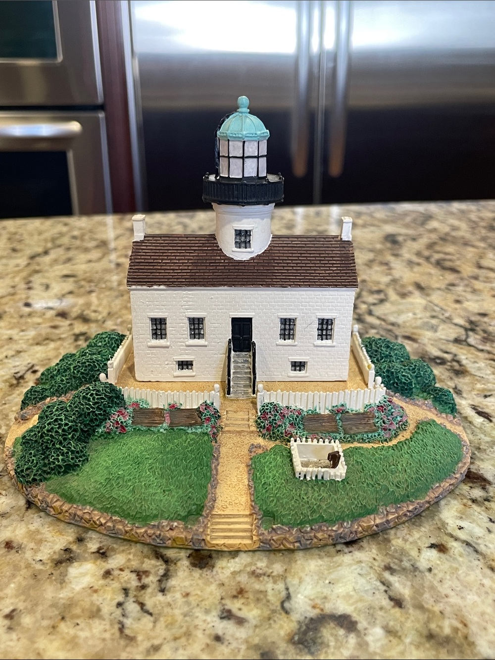 Danbury Mint Vintage 1992 “Old Point Loma” Lighthouse